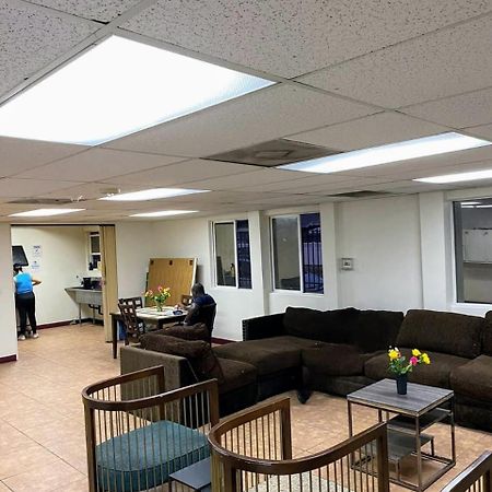 Van Nuys Downtown Paradise ロサンゼルス エクステリア 写真